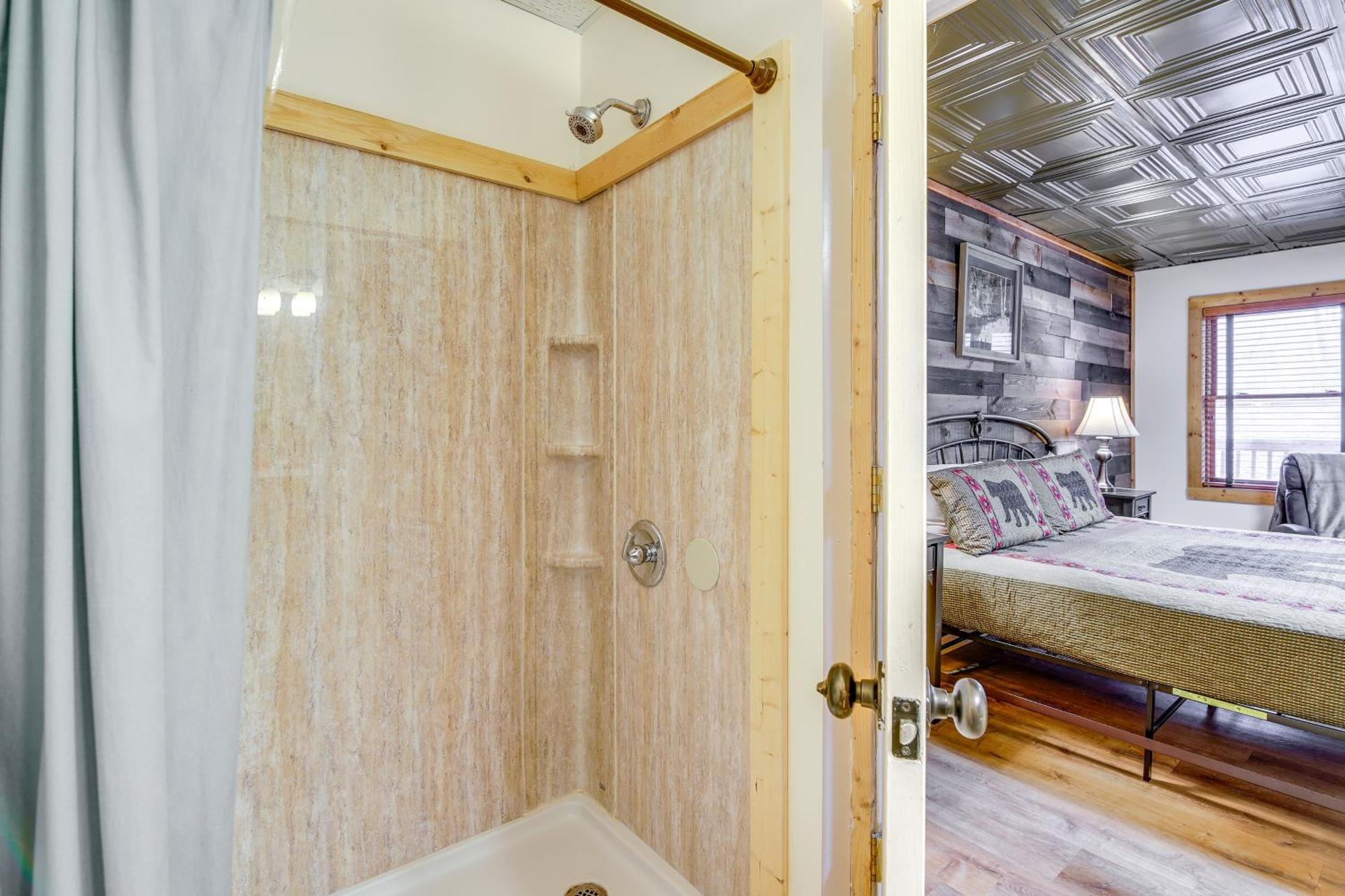 Vila Pet-Friendly Gatlinburg Retreat With Hot Tub! Exteriér fotografie